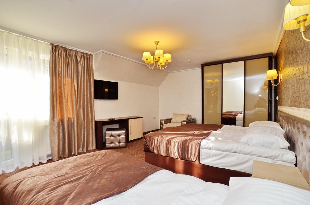 בוקובל Chaban Aparthotel חדר תמונה